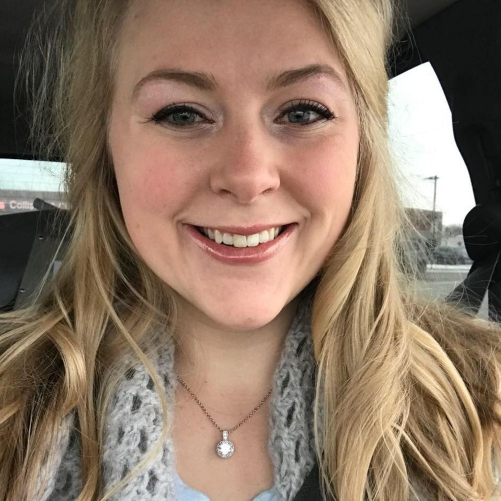 Meet your Posher, Danielle